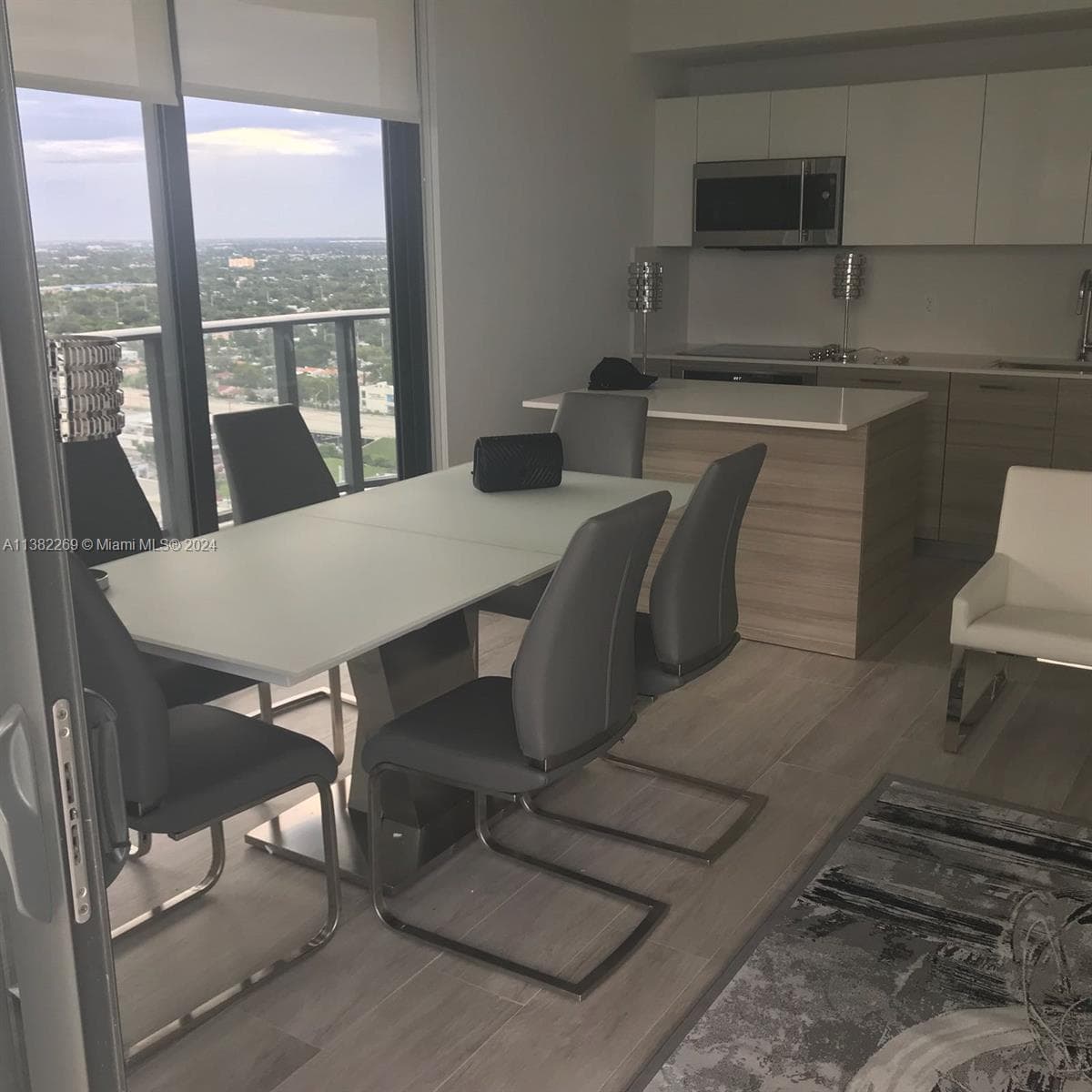 121 NE 34th St # 2601, Miami FL 33137