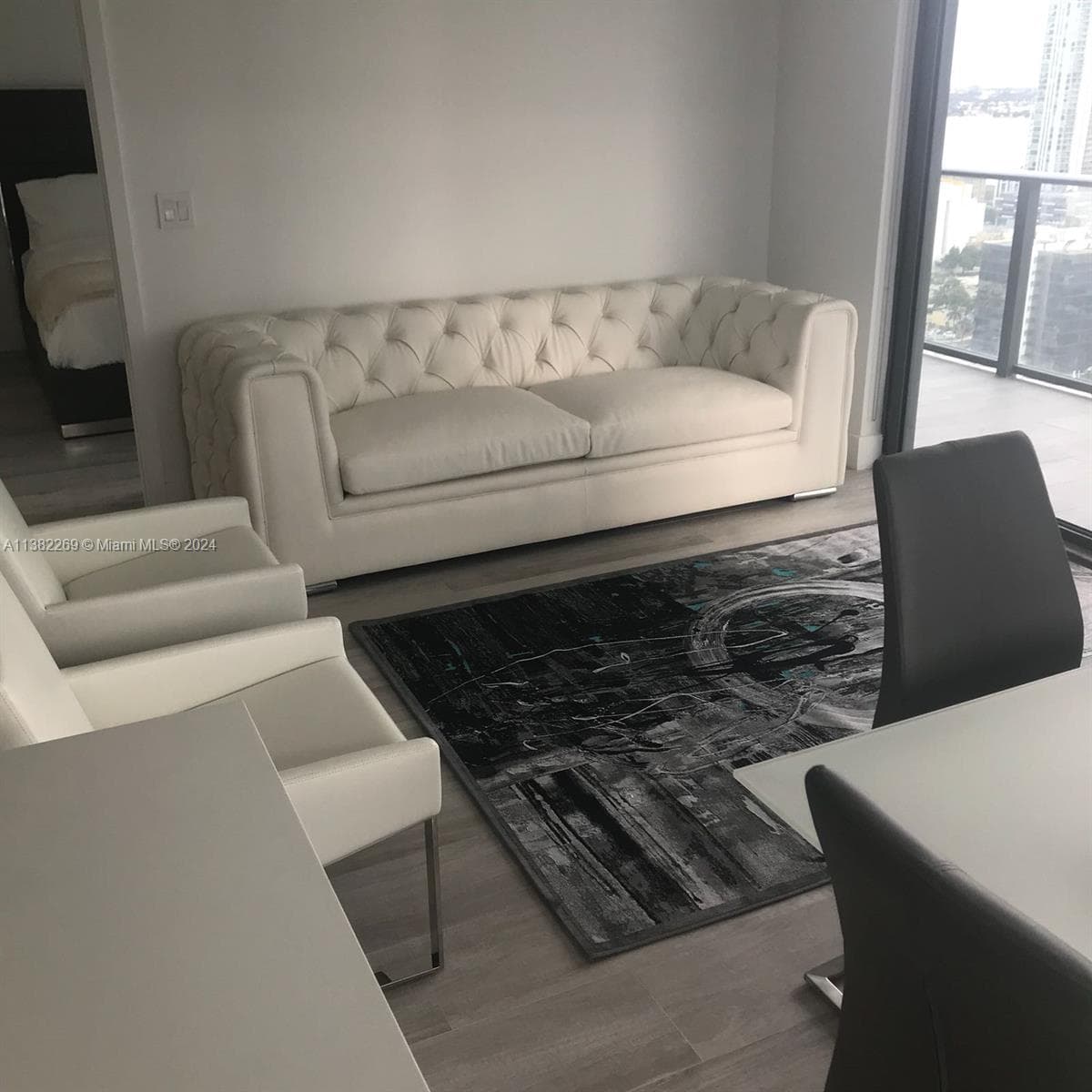 121 NE 34th St # 2601, Miami FL 33137