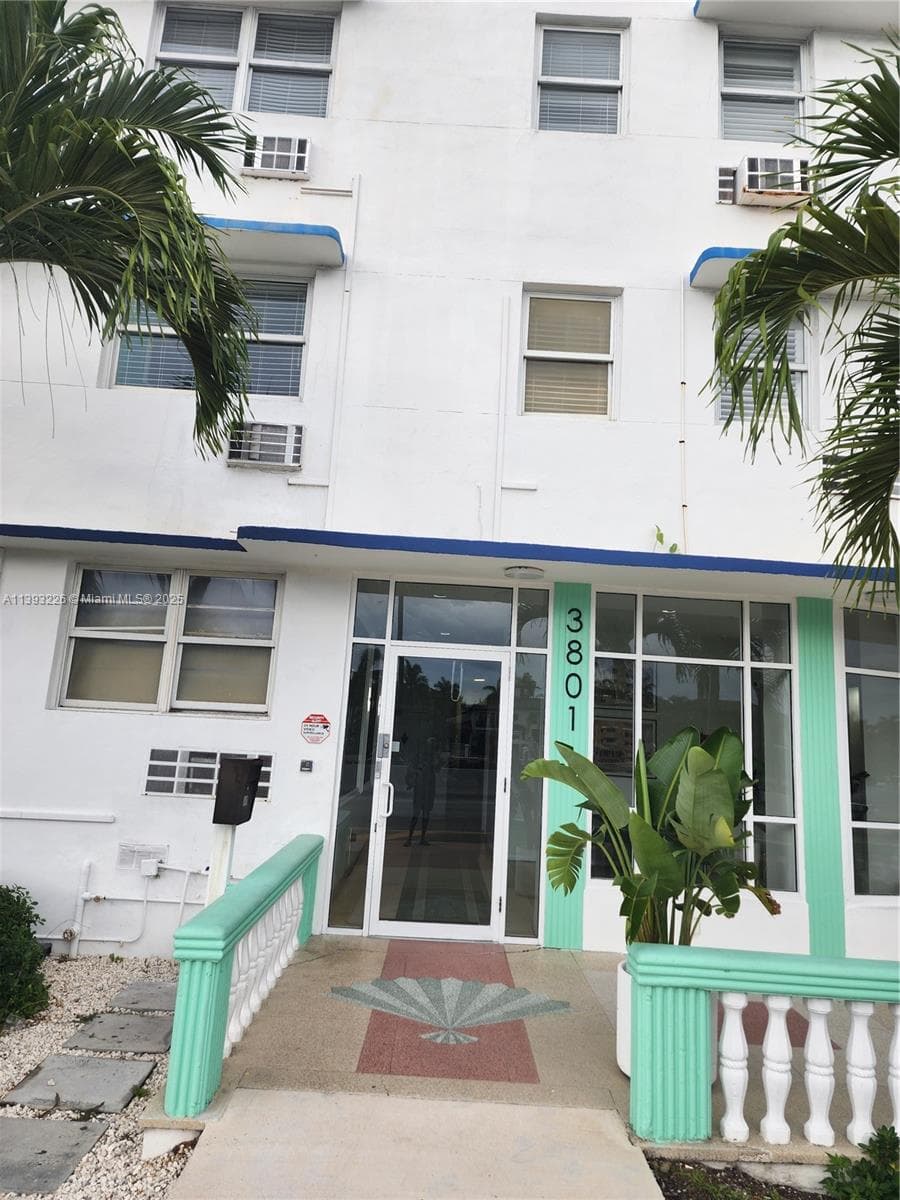 3801 Indian Creek Dr # 201, Miami Beach FL 33140
