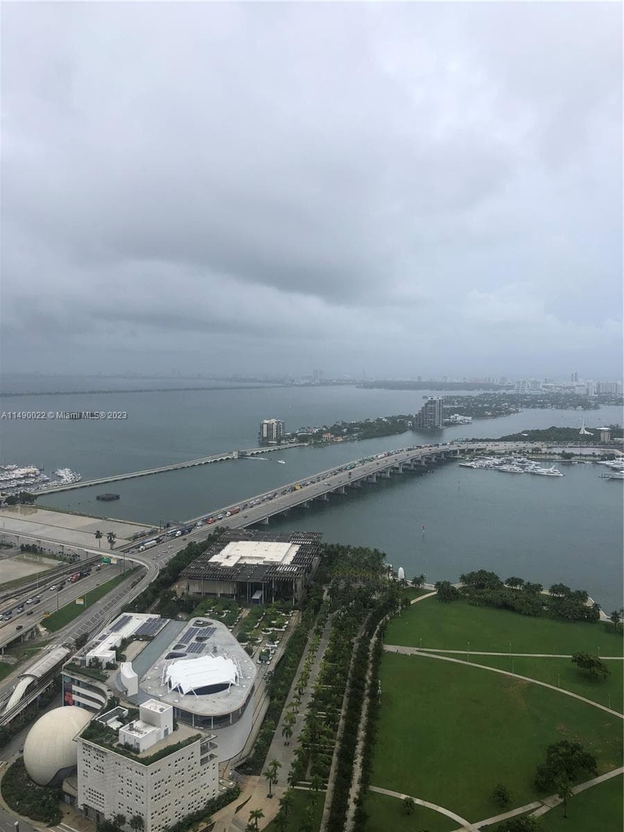 900 Biscayne Blvd # 4904, Miami FL 33132