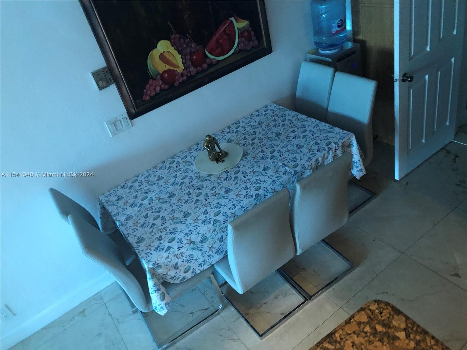 5445 Collins Ave, Miami Beach FL 33140