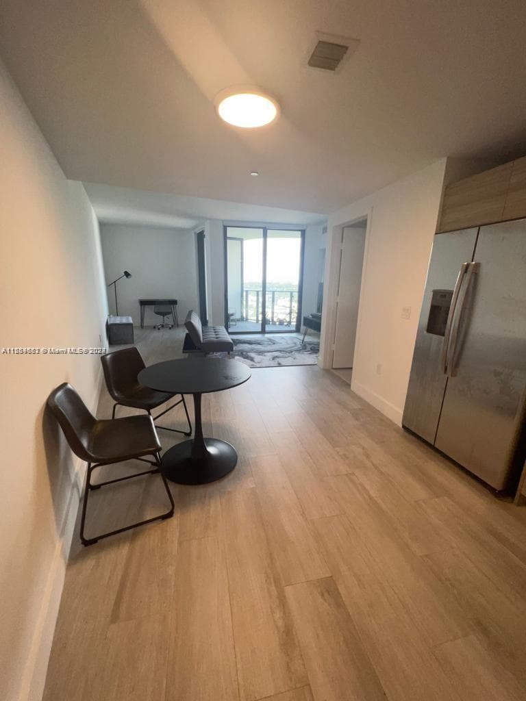 121 NE 34th St # 2014, Miami FL 33137