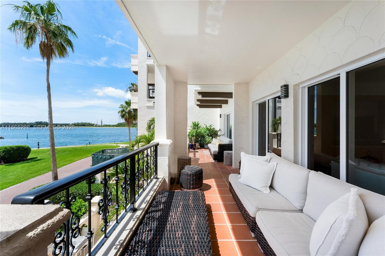 2221 Fisher Island Dr # 3201, Miami Beach FL 33109