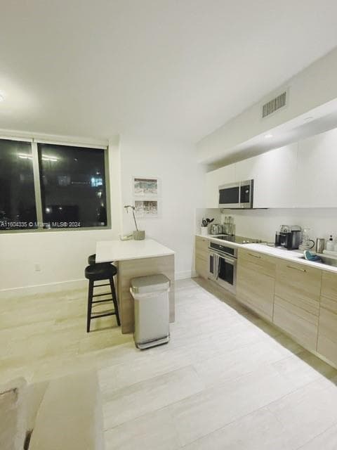 121 NE 34th St # 1409, Miami FL 33137