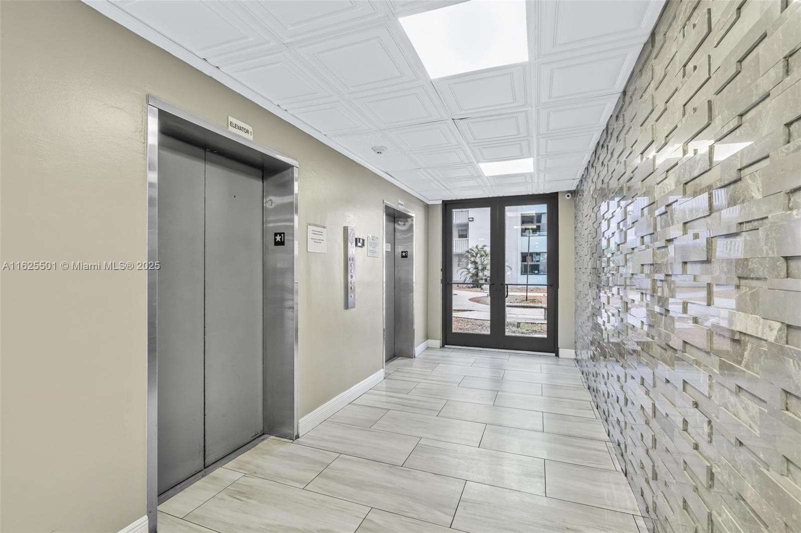 15600 NW 7th Ave # 306, Miami FL 33169