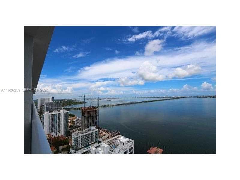 600 NE 27th St # 2302, Miami FL 33137