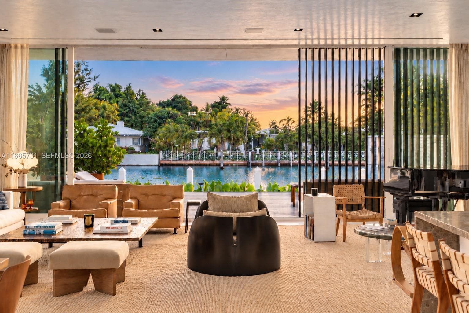 1041 W 48th St, Miami Beach FL 33140