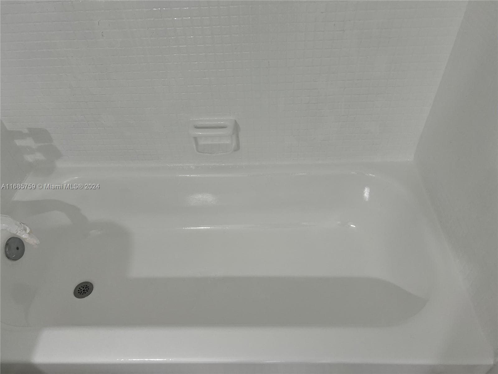 498 NW 165th St Rd # 607, Miami FL 33169