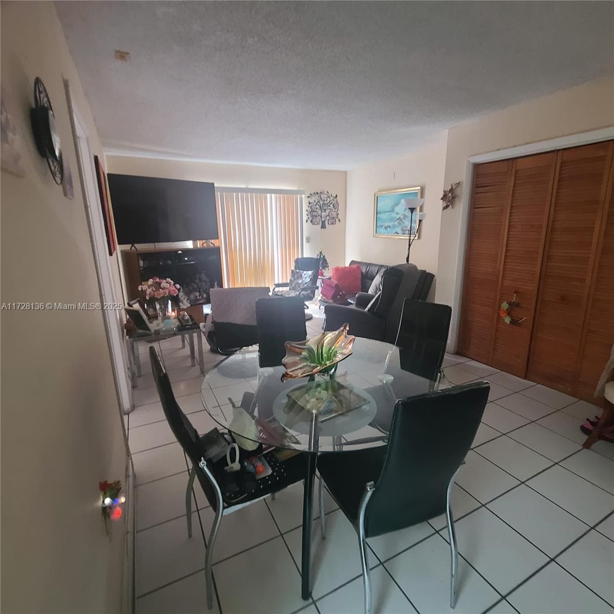 4803 NW 7th St # 14, Miami FL 33126