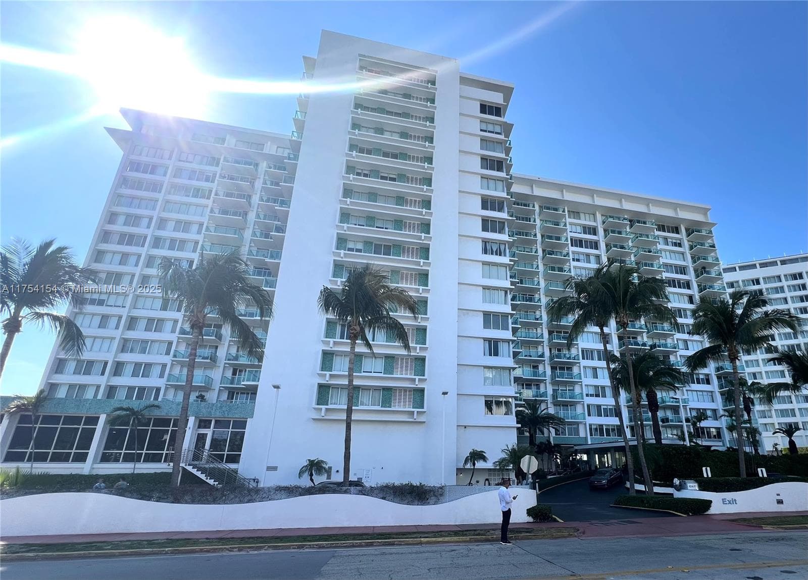 1000 West Ave # 908, Miami Beach FL 33139