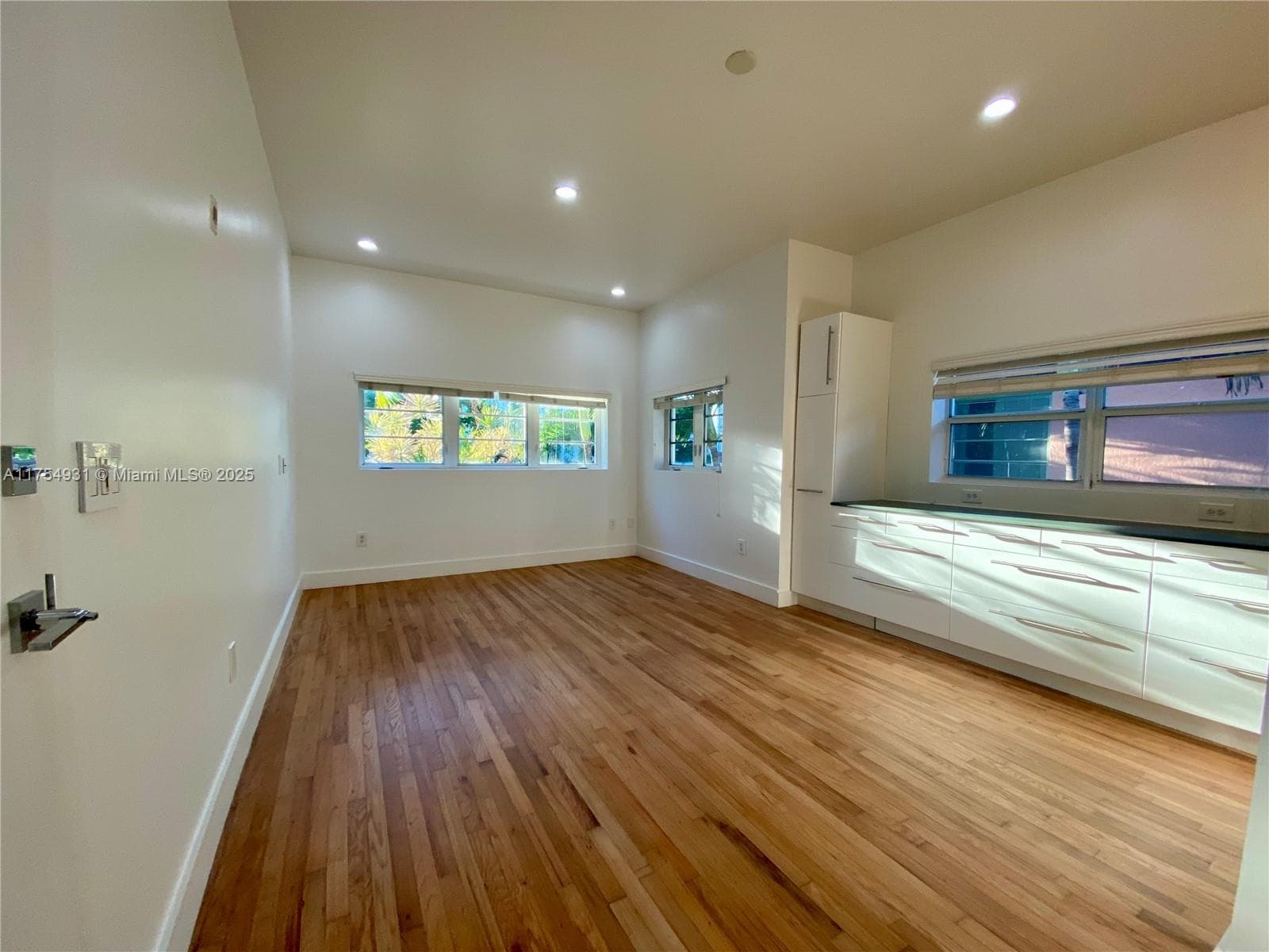 929 Michigan Ave # 5, Miami Beach FL 33139