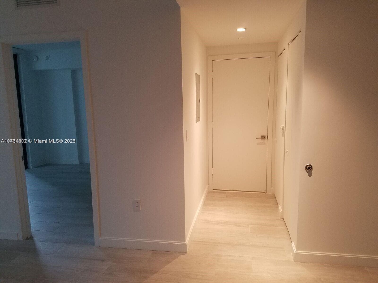 55 SW 9th St # 1107, Miami FL 33130