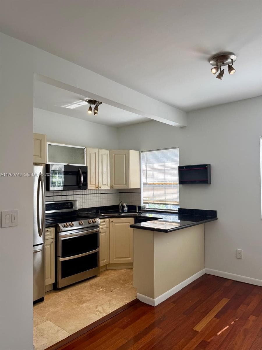 577 NE 62 STREET # 2, Miami FL 33138