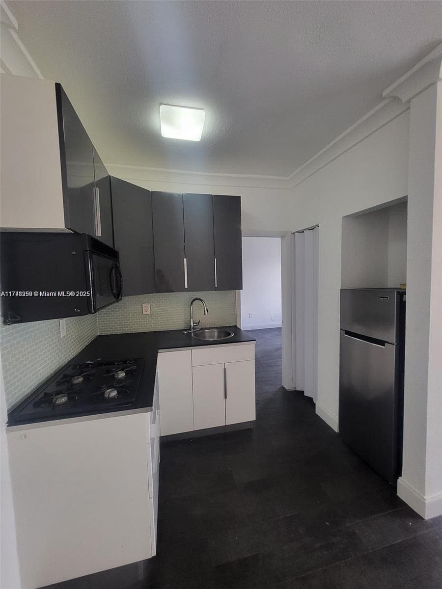 1611 Michigan Ave # 25, Miami Beach FL 33139