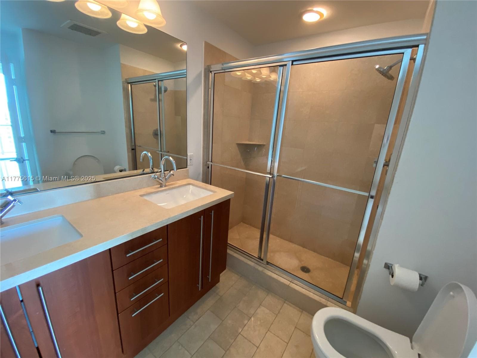 79 SW 12 ST, Miami FL 33130