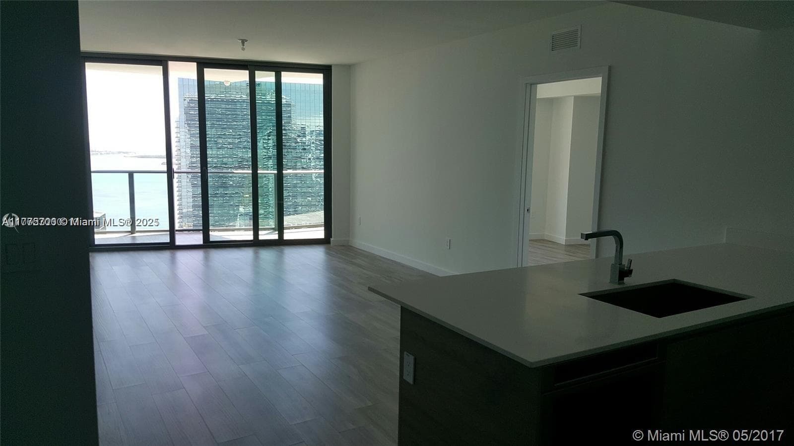 1300 S Miami Ave # 4002, Miami FL 33130