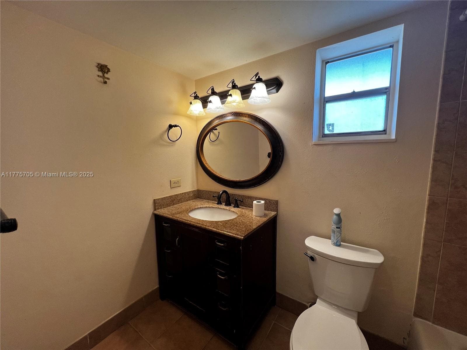 447 NE 195th St # 309, Miami FL 33179