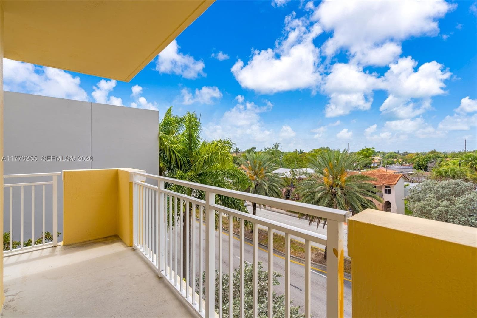 215 SW 42nd Ave # 402, Miami FL 33134