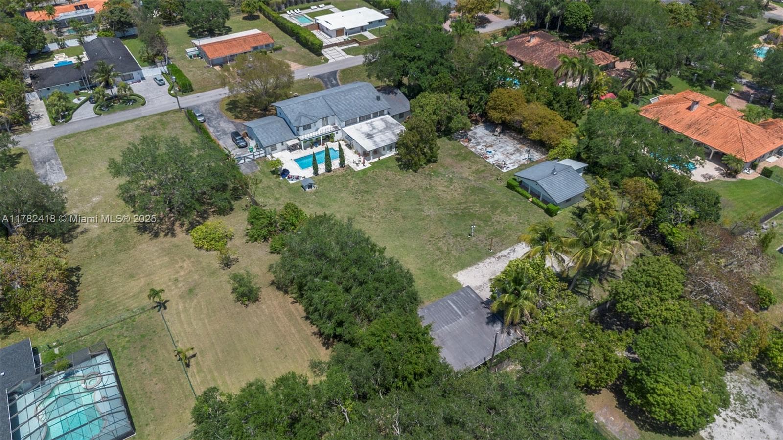 8350 SW 98 th St, Miami FL 33156