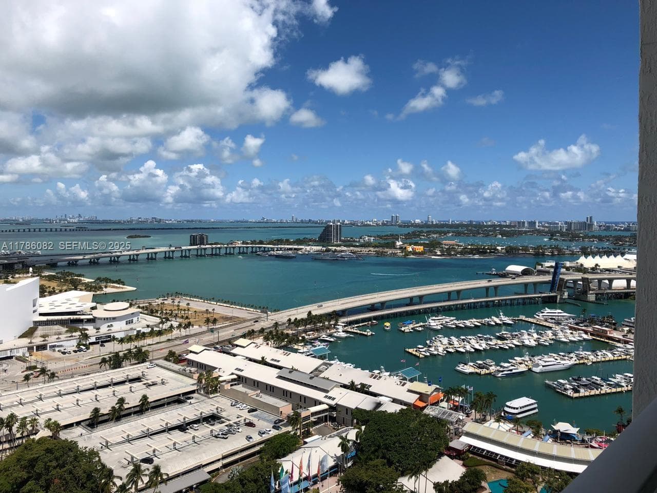 244 Biscayne Blvd # 3004, Miami FL 33132