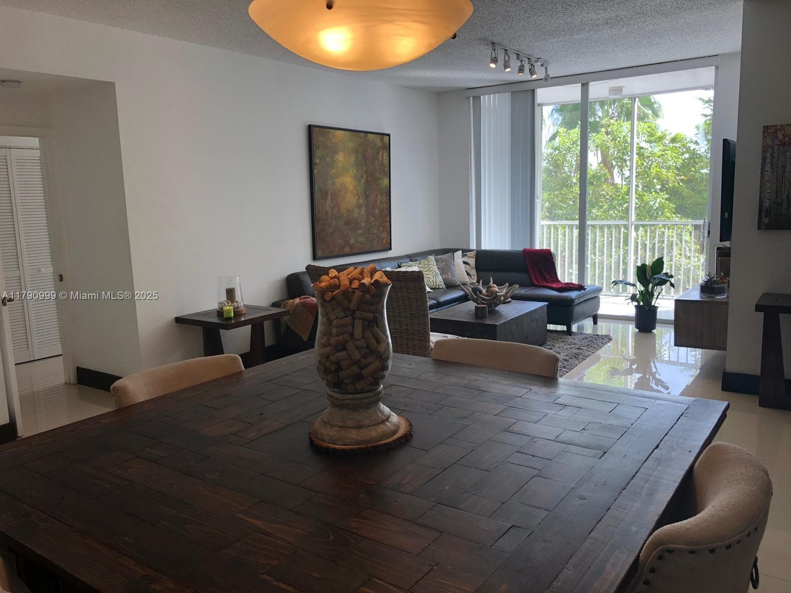 9725 NW 52nd St # 407, Doral FL 33178