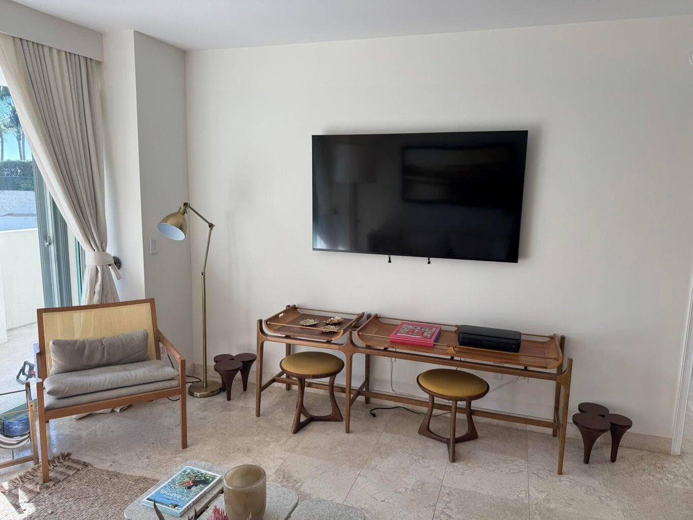 3400 SW 27th Avenue # 303, Miami FL 33133