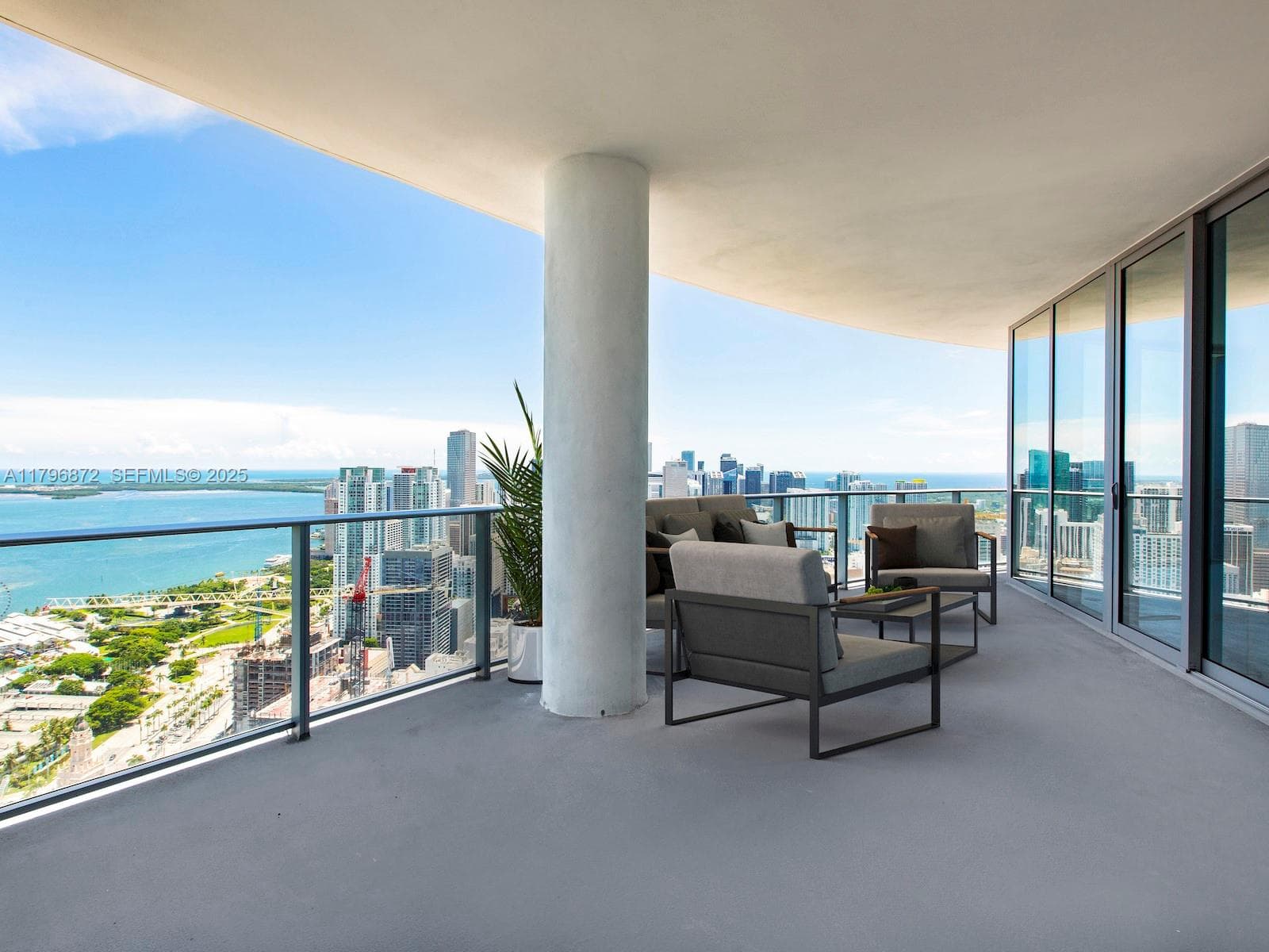 851 NE 1st Ave, Miami FL 33132