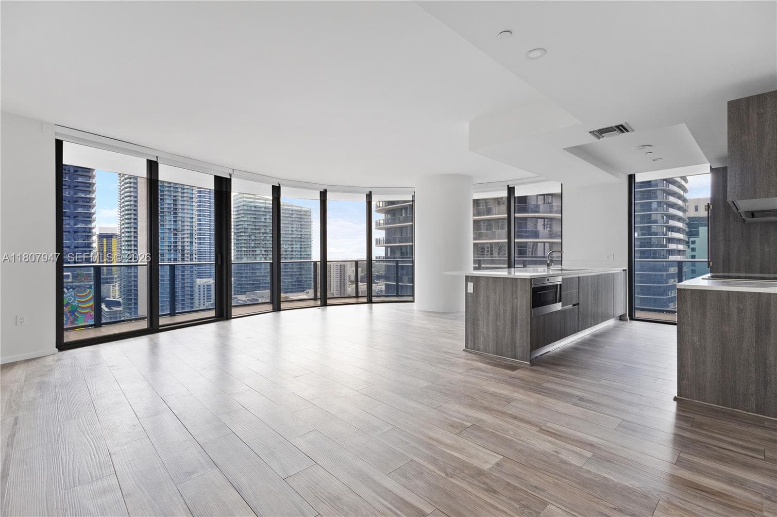 801 S Miami Ave # 2201, Miami FL 33130