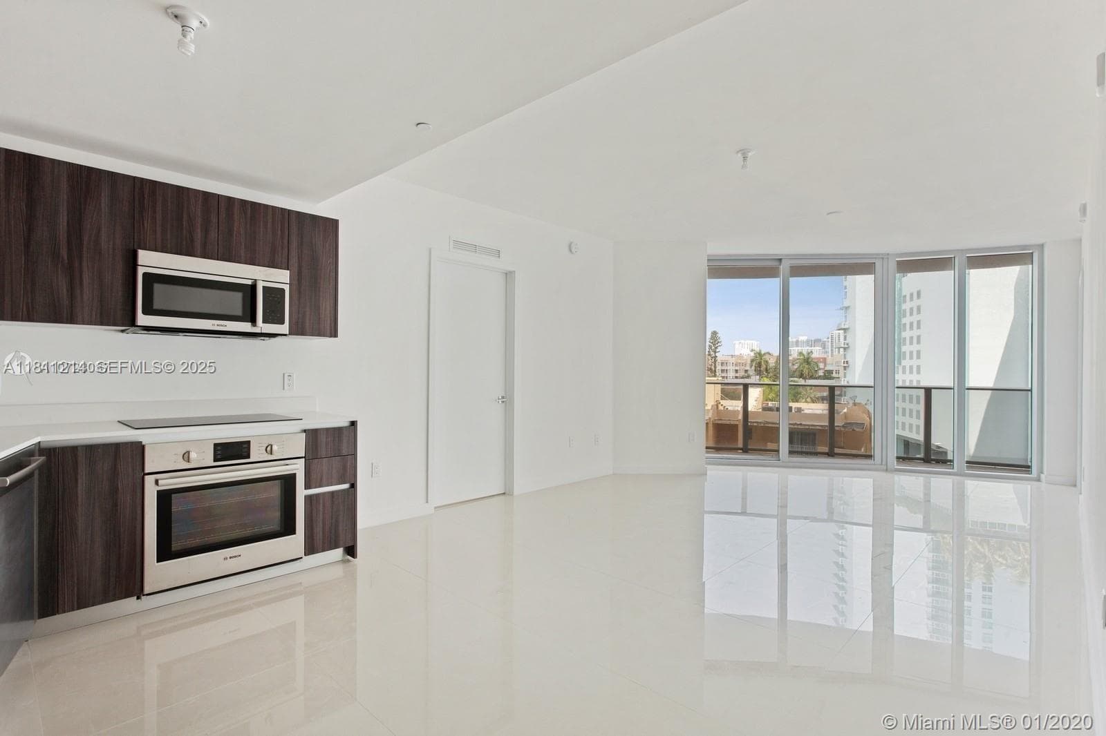 488 NE 18th St # 501, Miami FL 33132