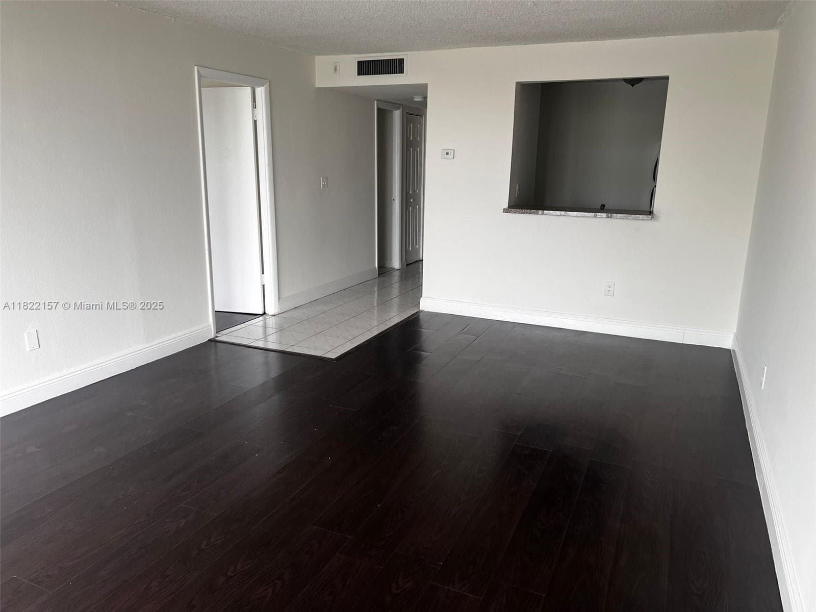 498 NW 165th St Rd # D303, Miami FL 33169