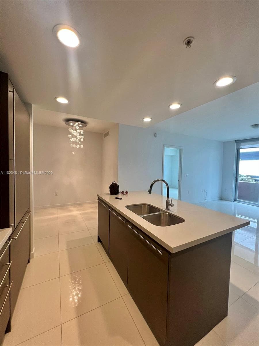 7661 NW 107th Ave # 207, Doral FL 33178