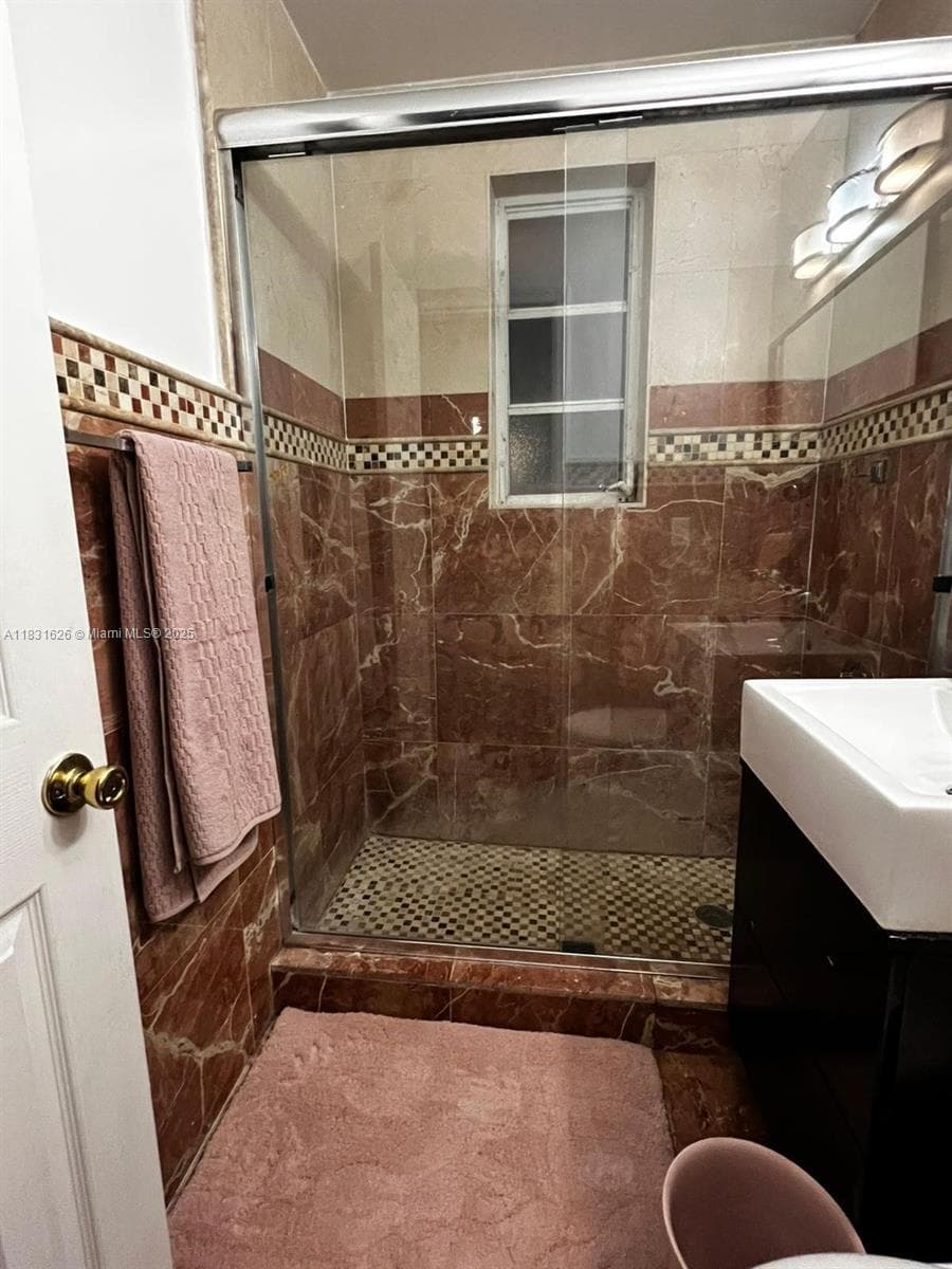 1227 Euclid Ave # 6, Miami Beach FL 33139