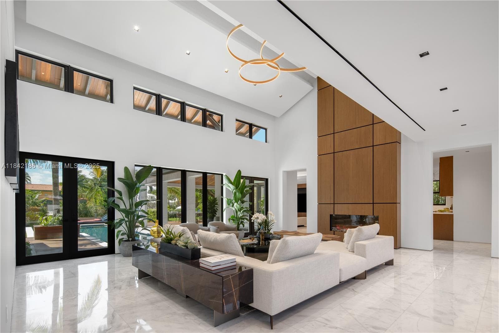 4241 Palm Ln, Miami FL 33137