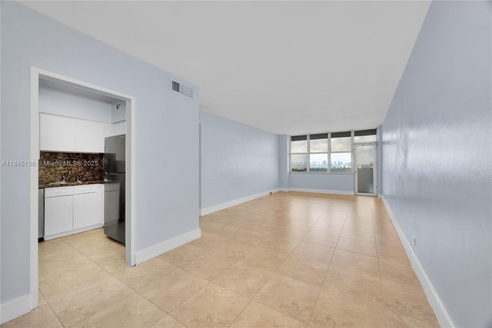 7441 Wayne Ave # 15E, Miami Beach FL 33141