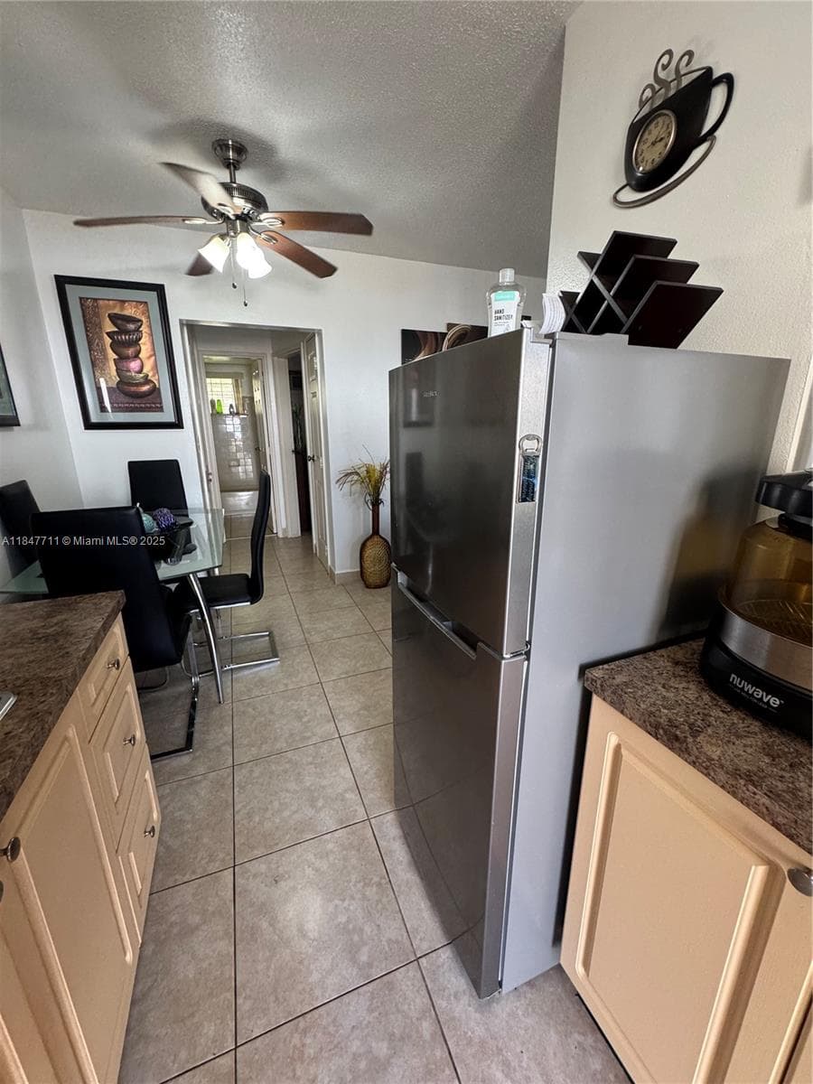71 NW 76th St # 5, Miami FL 33150