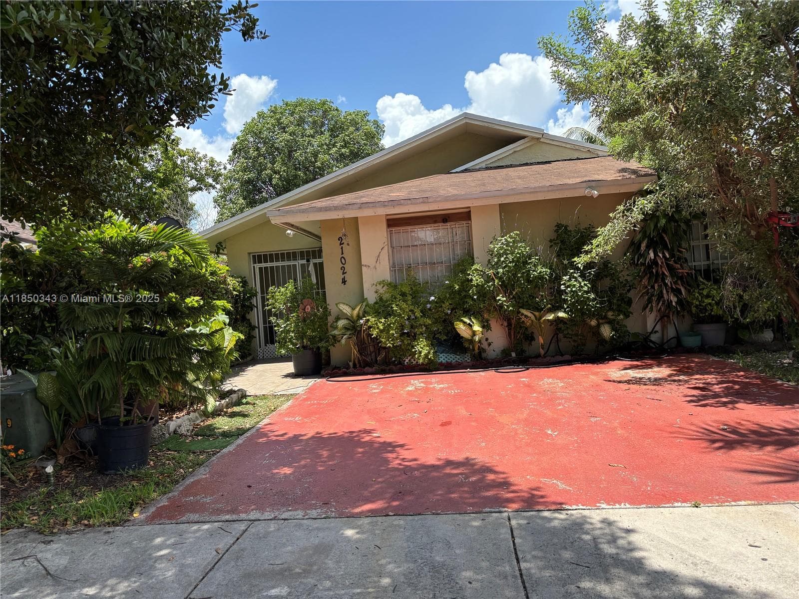 21024 SW 118th Pl, Miami FL 33177