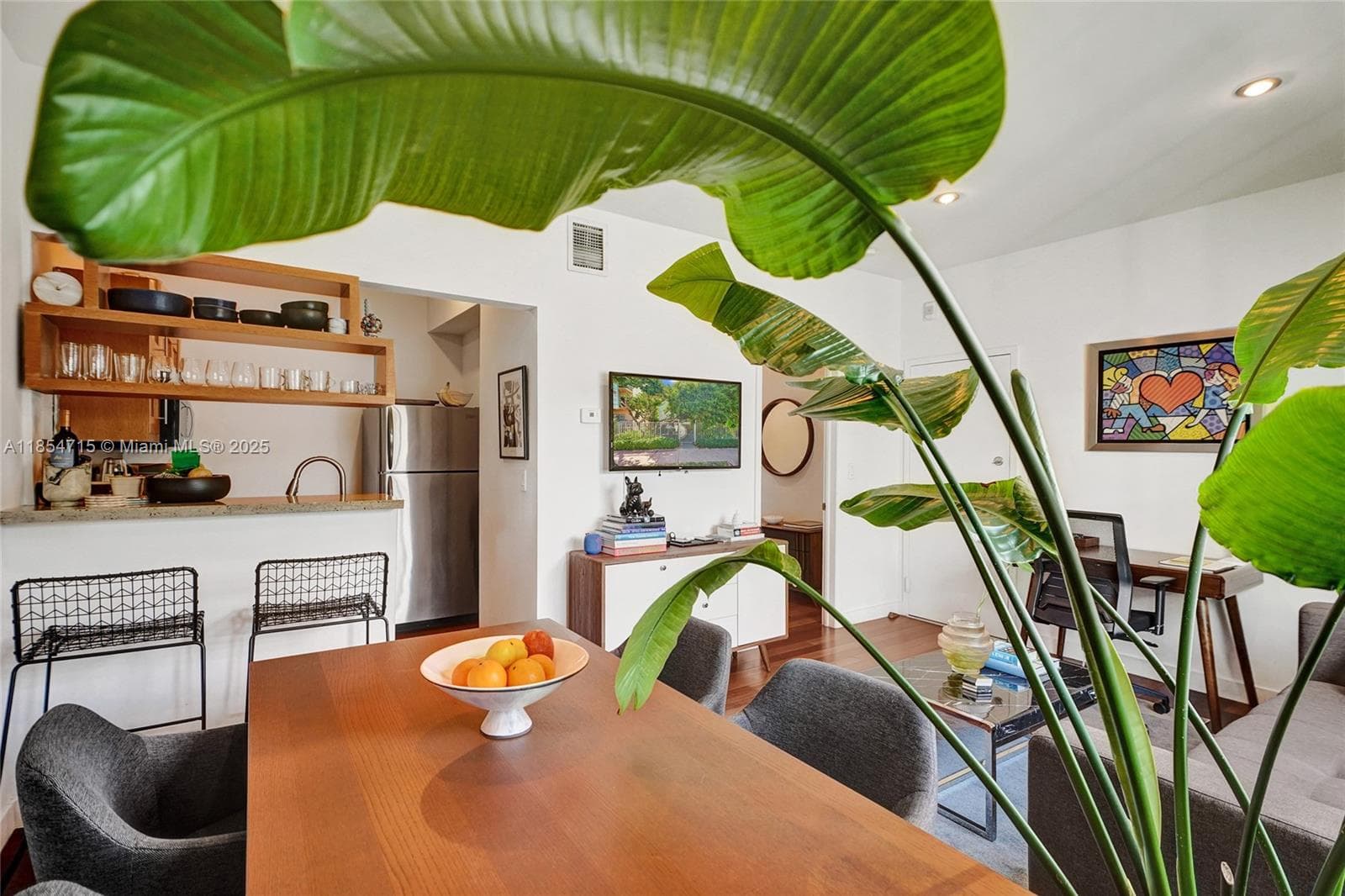 815 Euclid Ave # 8, Miami Beach FL 33139