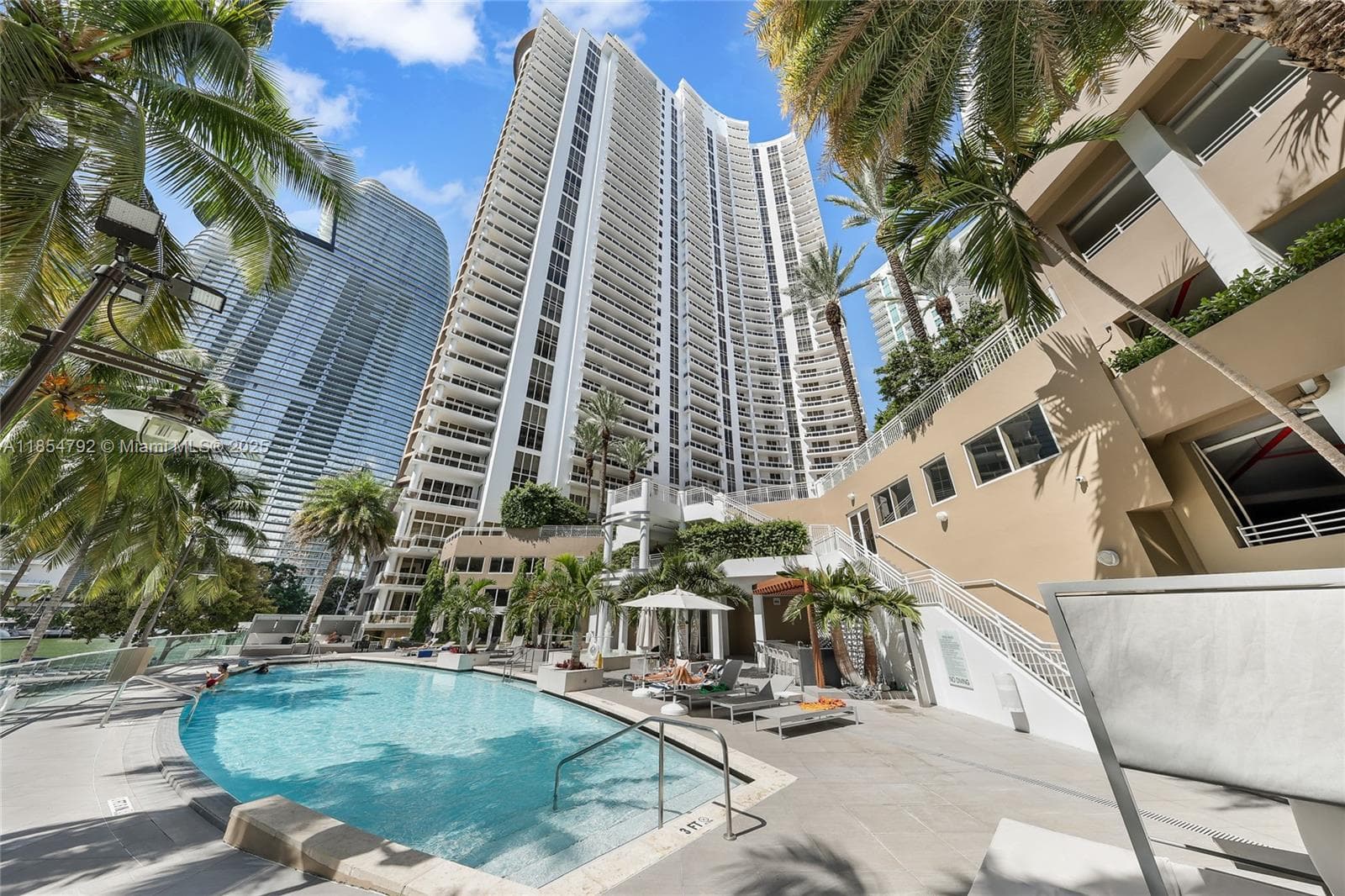 901 Brickell Key Blvd # 3002, Miami FL 33131