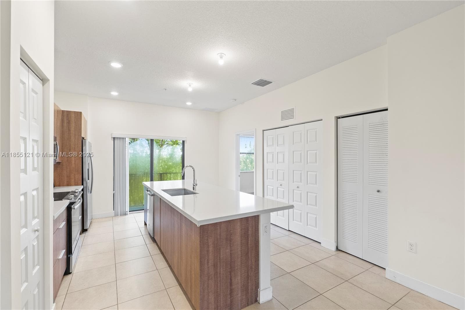 7831 NW 104th Ave # 22, Doral FL 33178