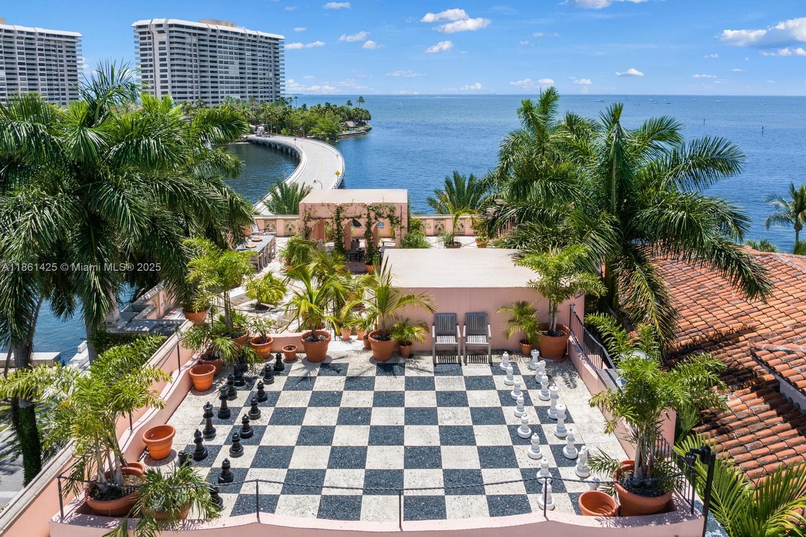 1840 S Bayshore Ln, Miami FL 33133