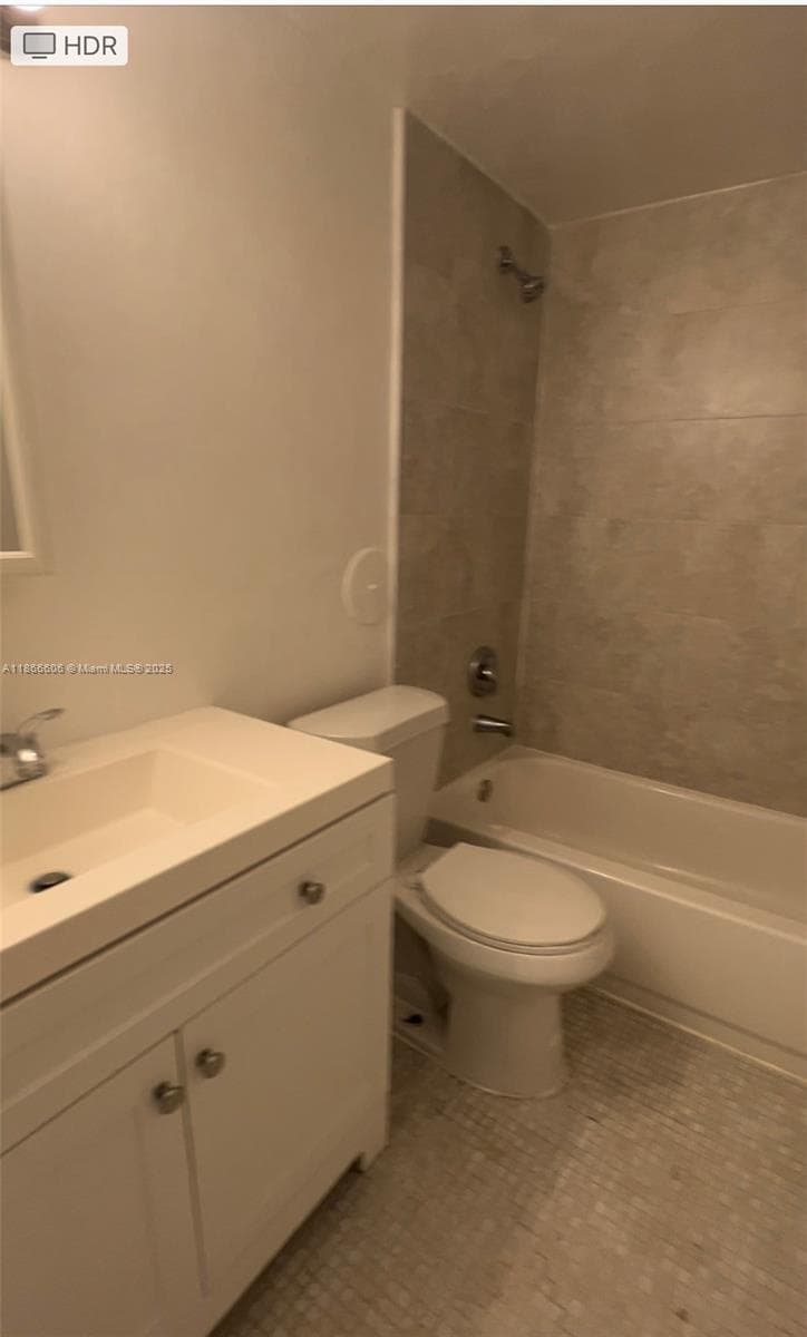 498 NW 165th St Rd # 101, Miami FL 33169