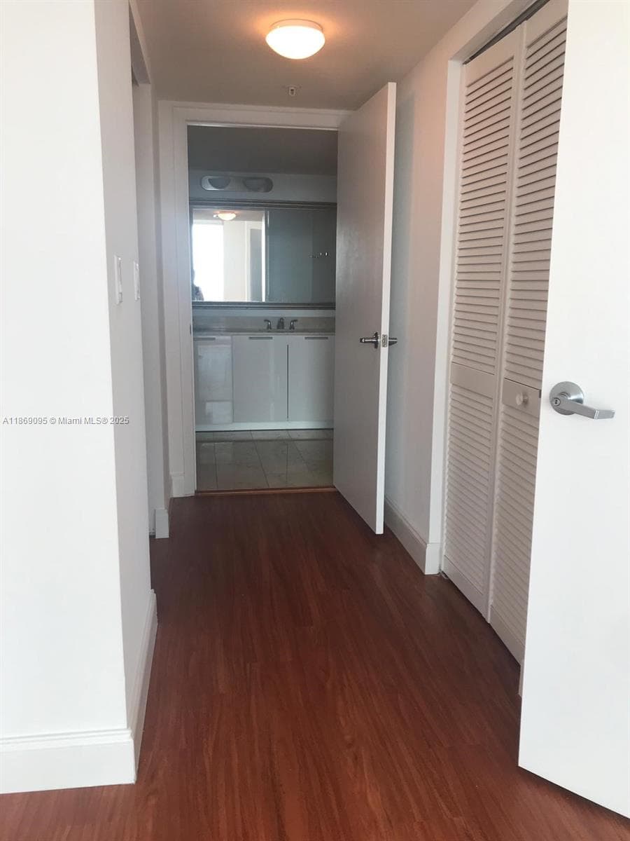 1800 N Bayshore Dr # 3910, Miami FL 33132