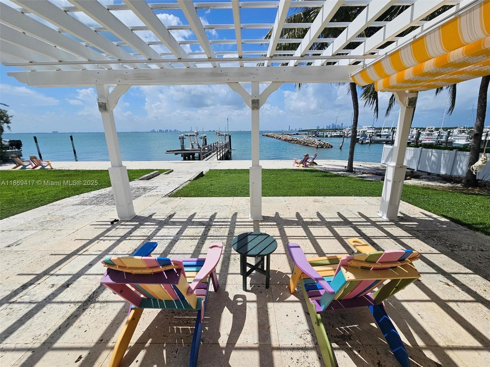 200 Harbor Dr, Key Biscayne FL 33149
