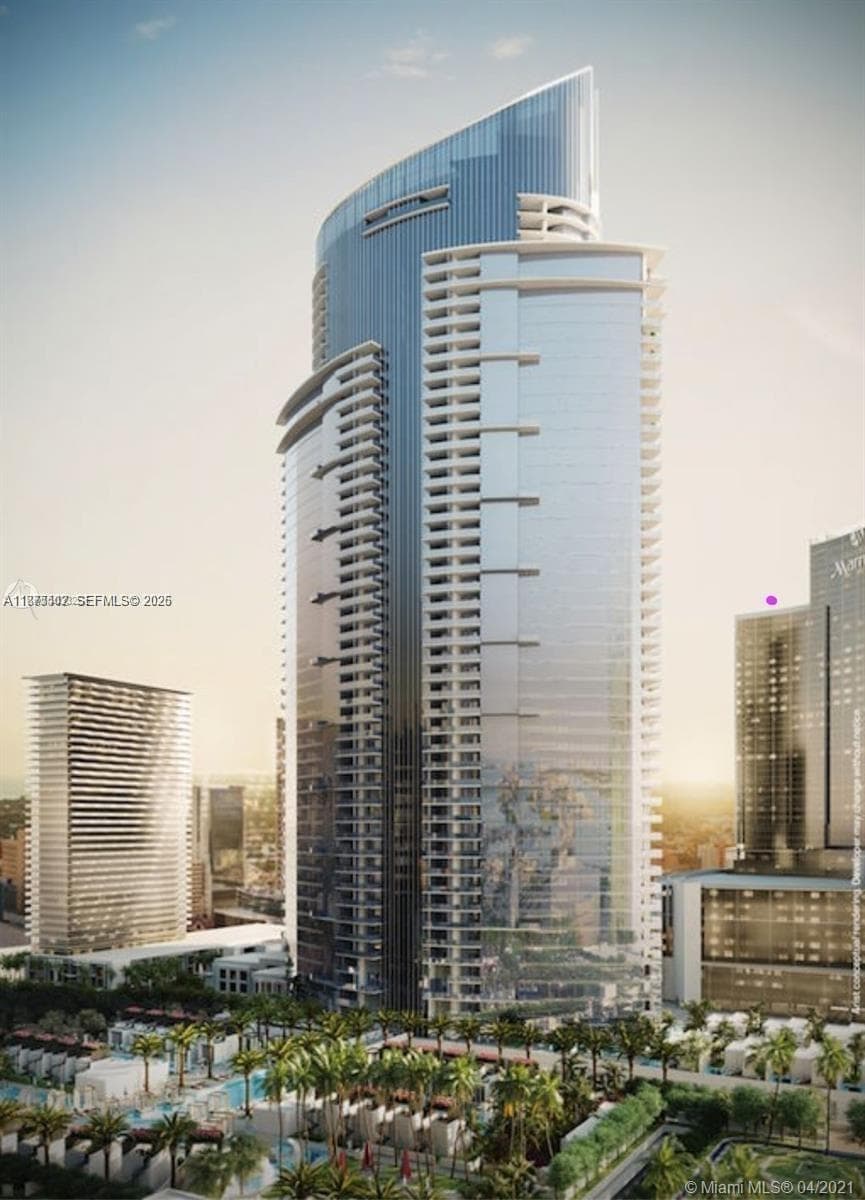851 NE 1st Ave # 1203, Miami FL 33132