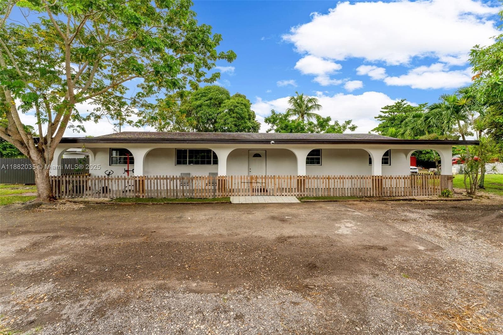 12750 SW 197th Ave, Miami FL 33196