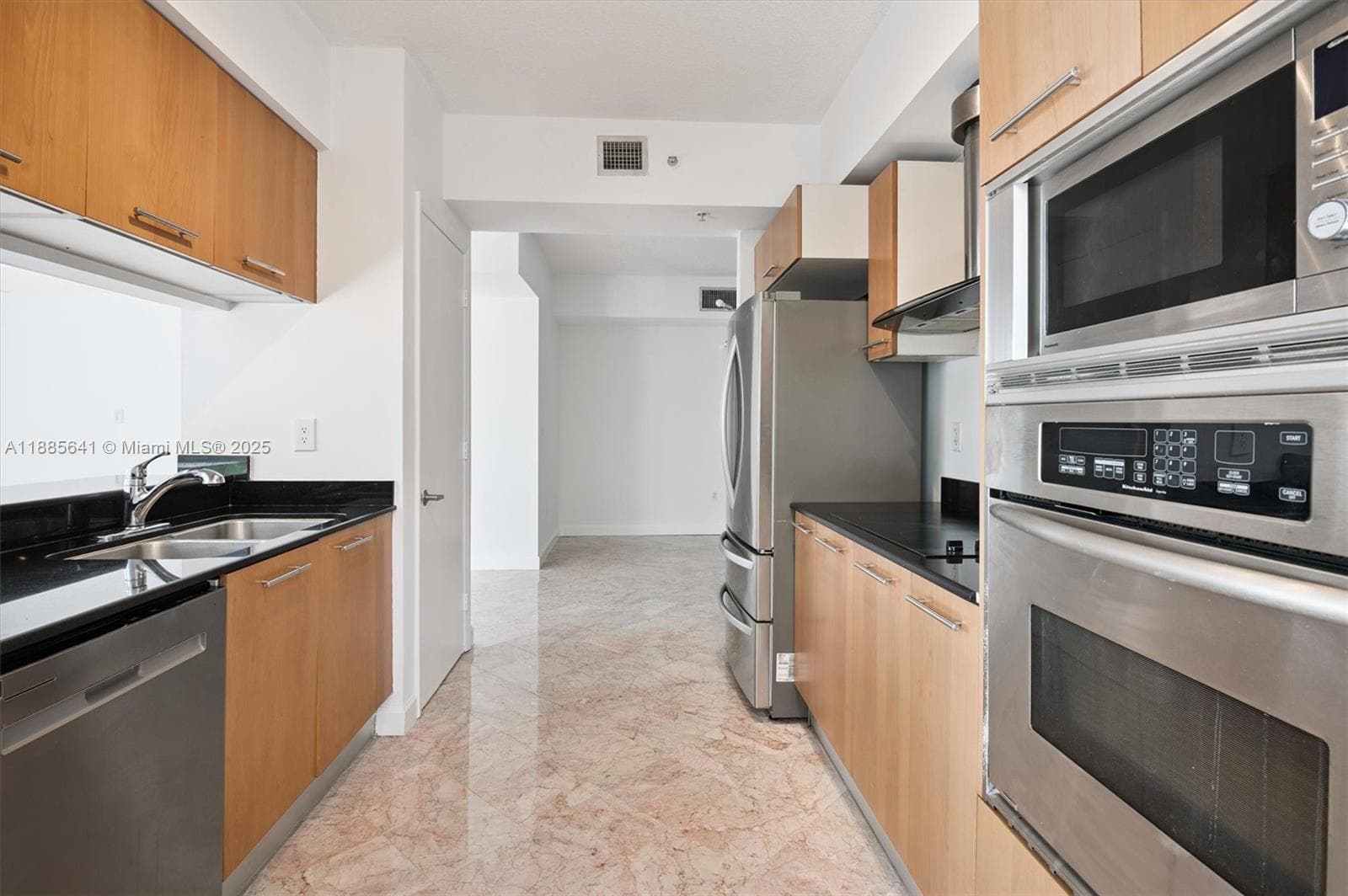 5970 Indian Creek Dr # 302, Miami Beach FL 33140