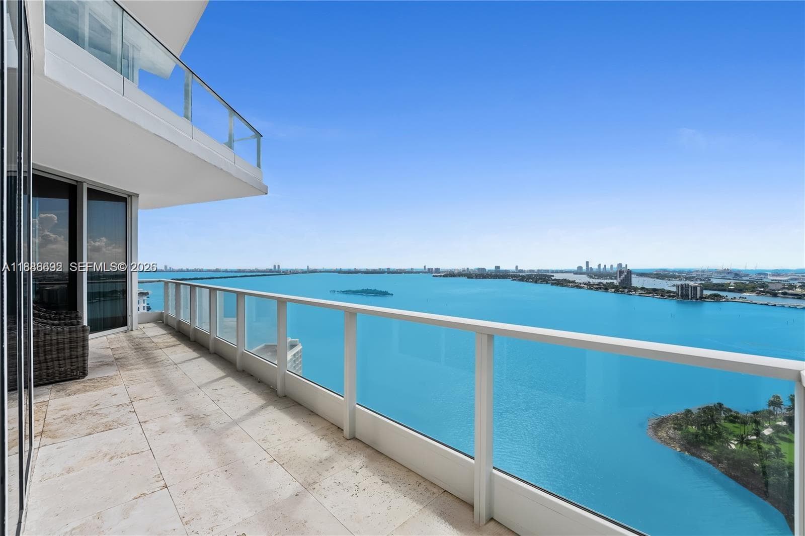 2020 N Bayshore Dr # 2702, Miami FL 33137