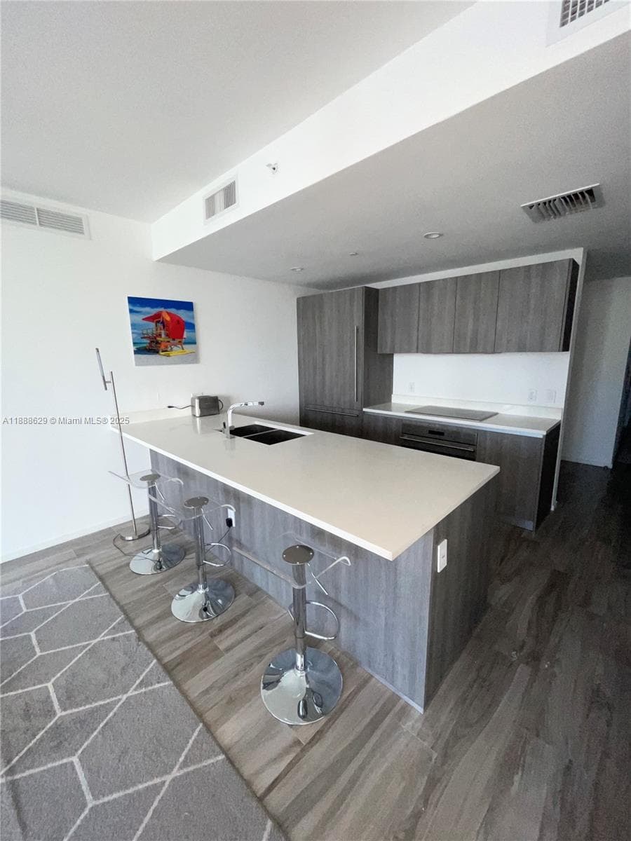 801 S Miami Ave # 3304, Miami FL 33130