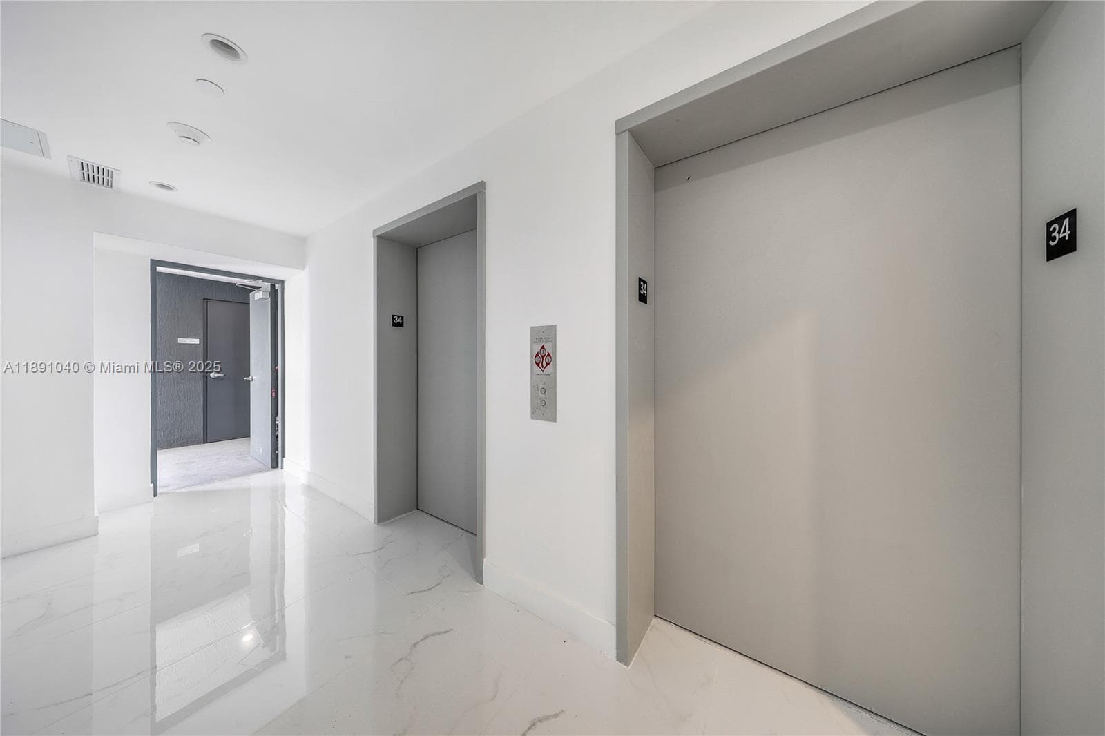 700 NE 24 St # 3402, Miami FL 33137