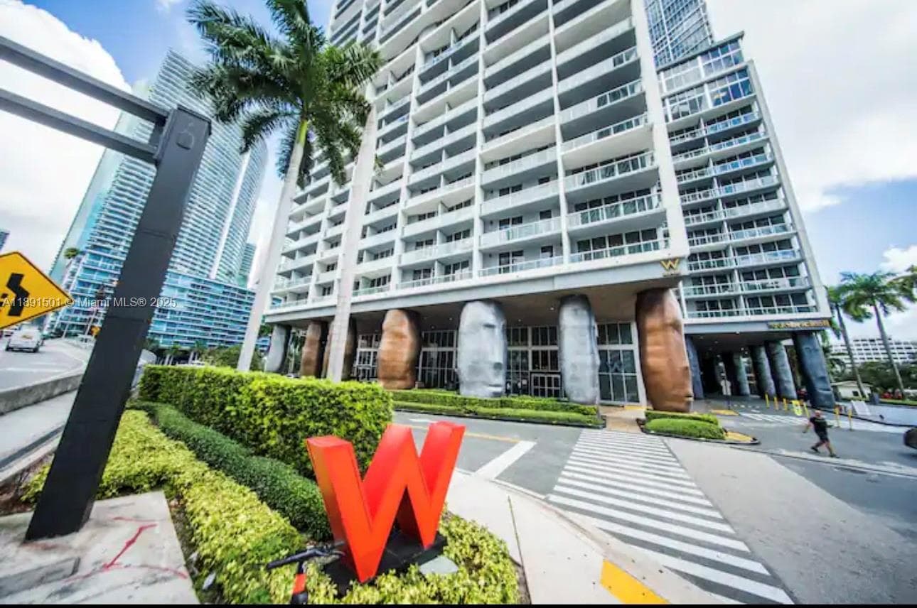 495 Brickell Ave # 3706, Miami FL 33131
